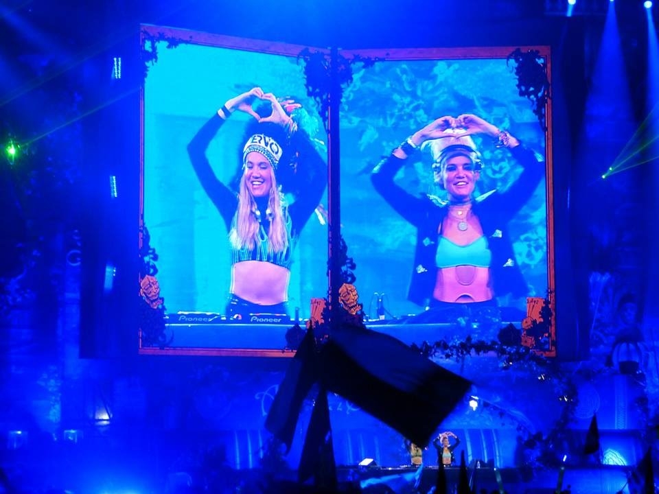 NERVO - Tomorrowland Brasil 2015 Mainstage