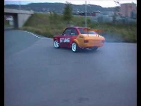 Ford Escort MK2 drifting