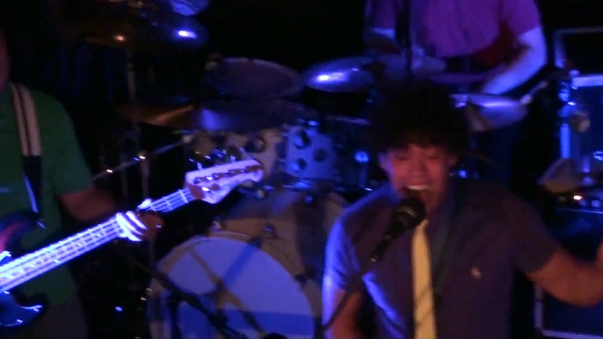 DONKEYBOY "Sometimes" (live Sept 25, 2009)