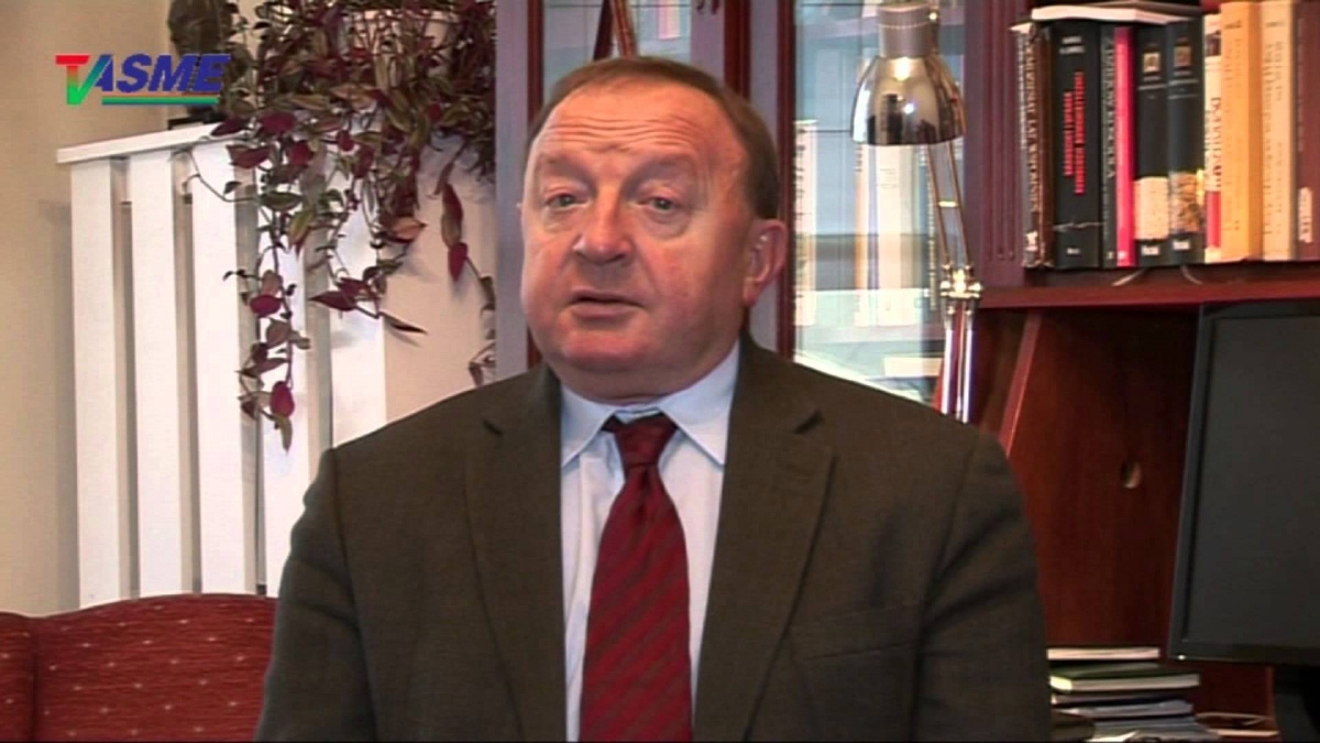 Tow. Kwaśniewski zlał się w związek partnerski z tow. Palikotem - Stanisław Michalkiewicz