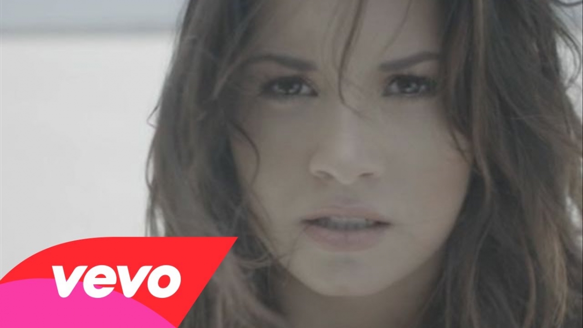 Demi Lovato - Skyscraper