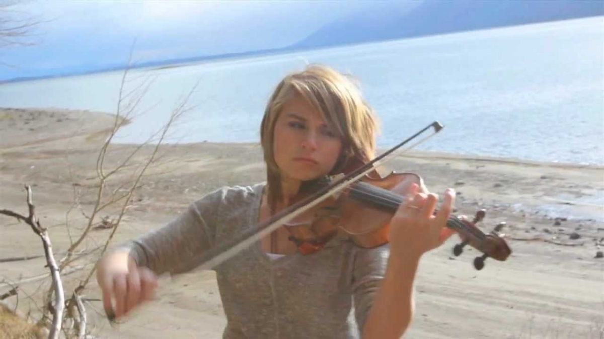 Promentory (Last of the Mohicans Theme) on Violin - Taylor Davis