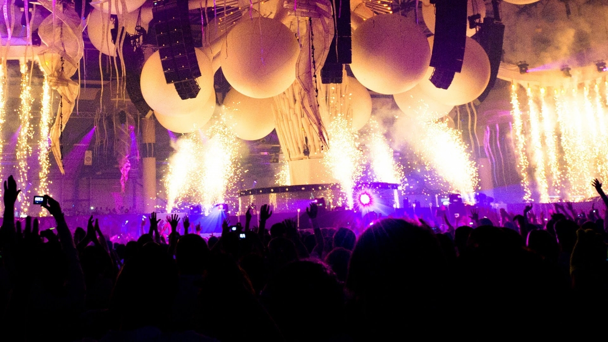 Trailer Sensation Romania '12 Ocean of White