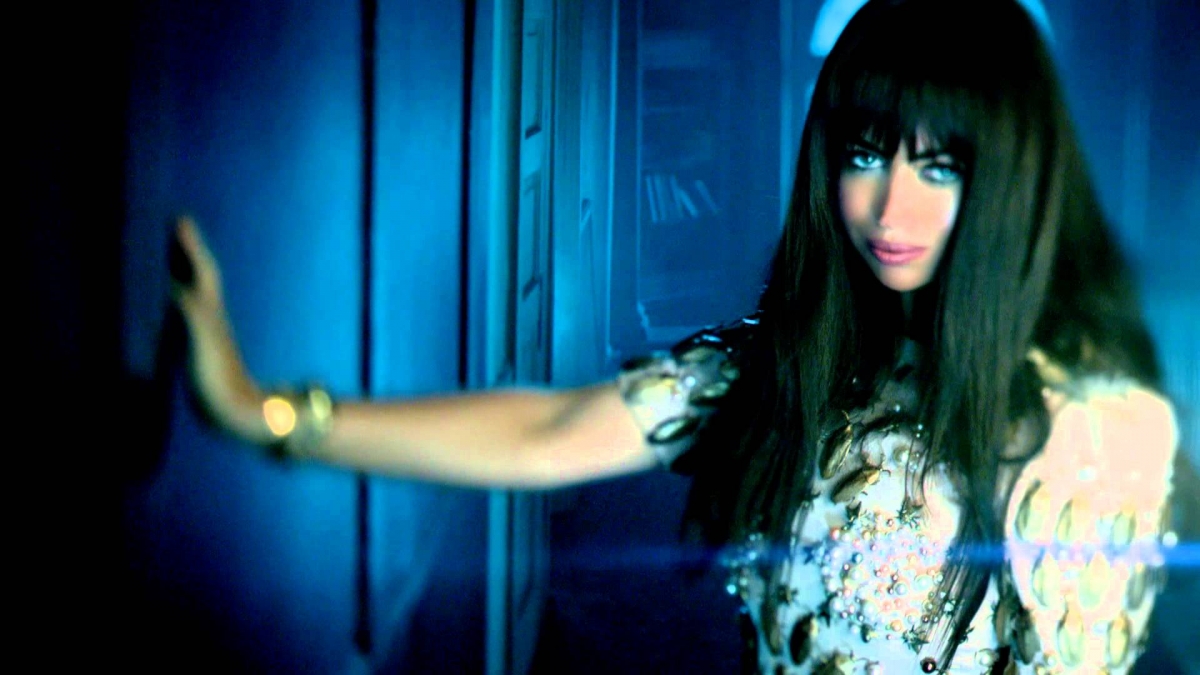Aura Dione - Friends ft. Rock Mafia